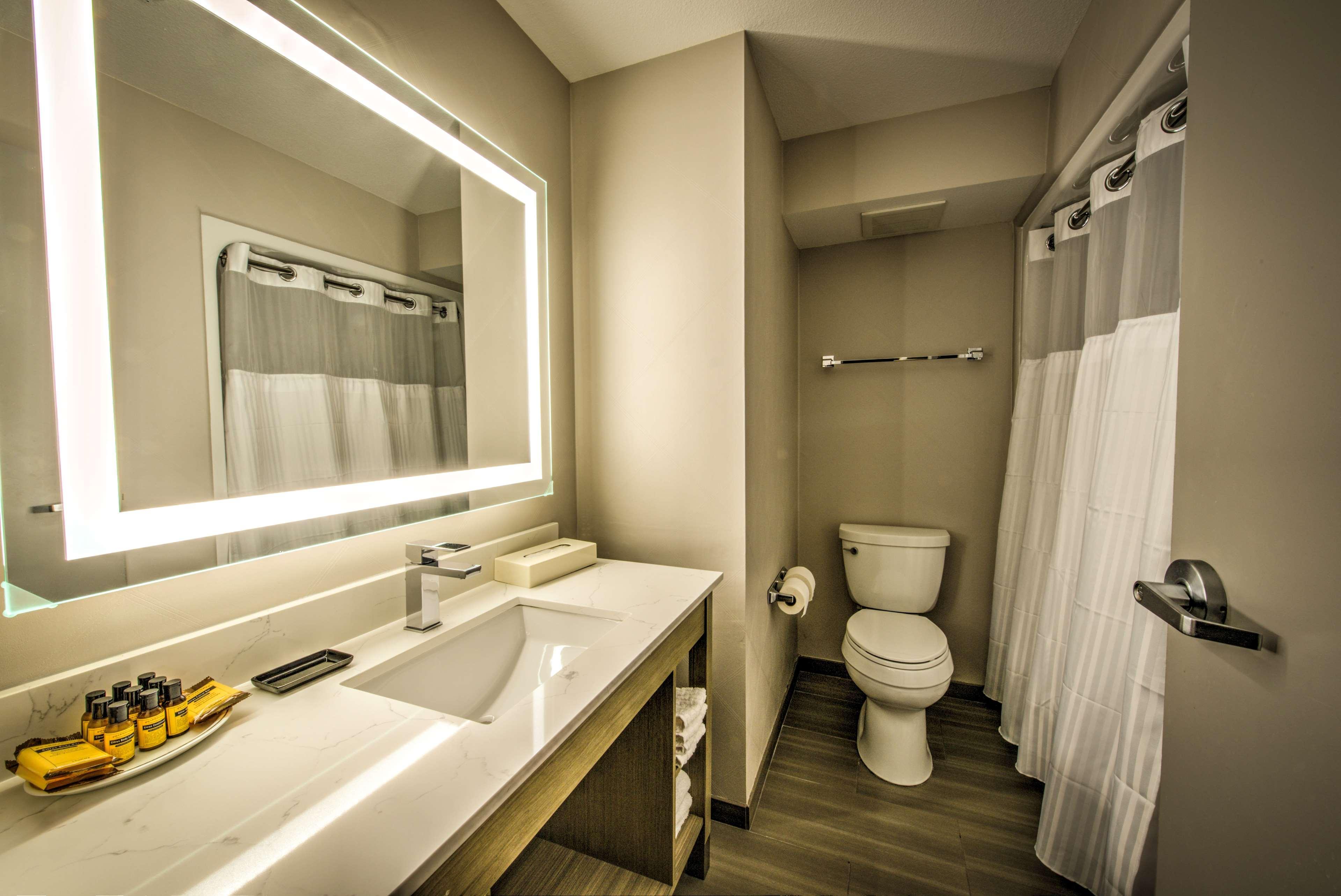 Hotel Western Media Center & 3*